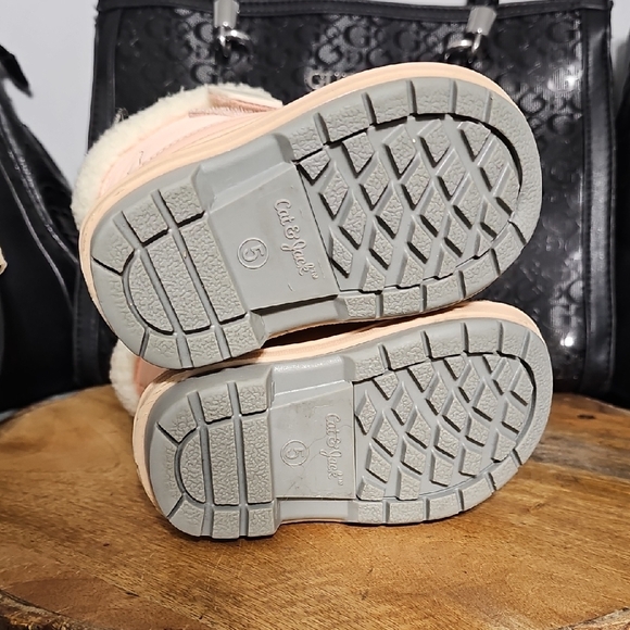 Cat & Jack Gray Winter Boots for Kids - Picture 6 of 8